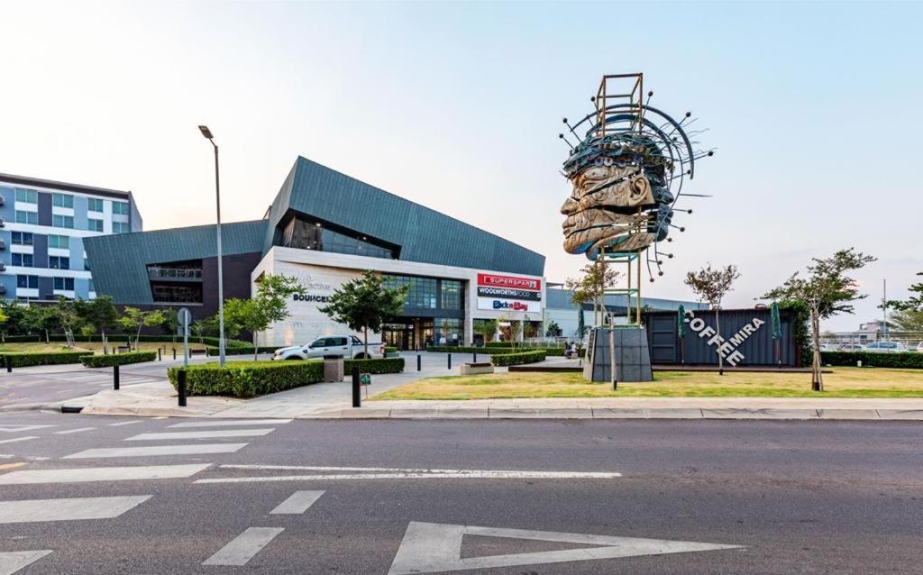 Menlyn Maine Residence Unit 1419 Pretoria-Noord Kültér fotó